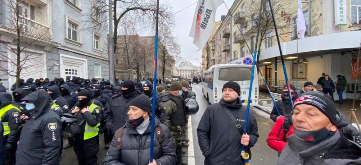 SaveФОП вимагають скасування заборони на підприємницьку діяльність з 8 по 24 січня 2021 року