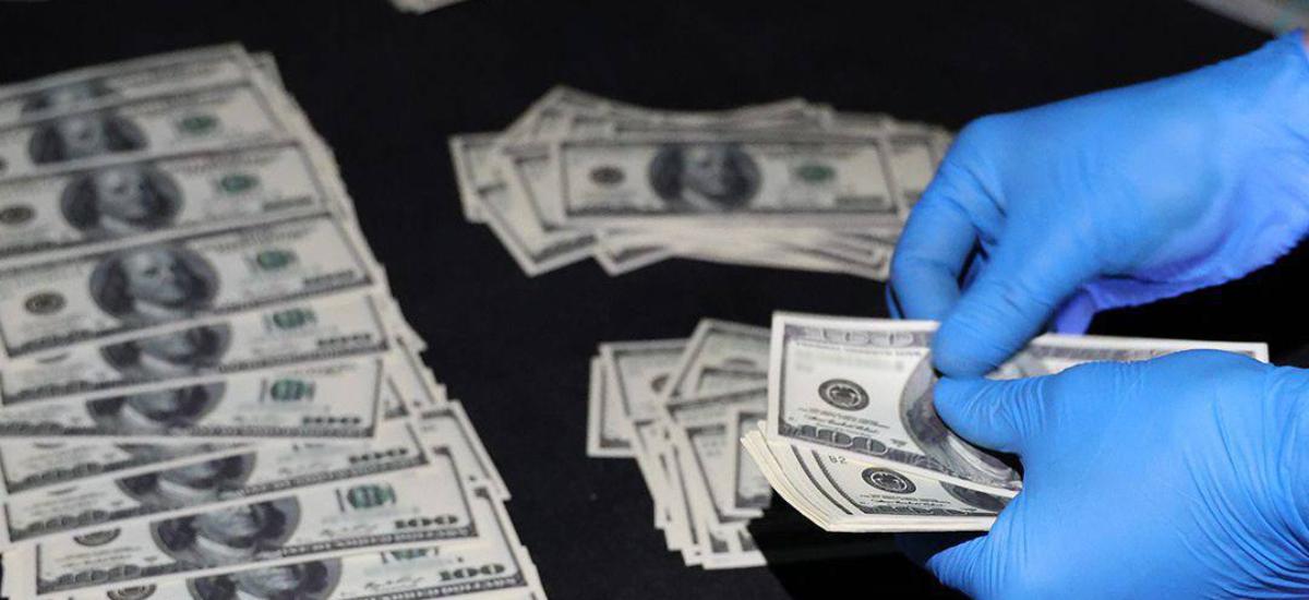 Шантаж під виглядом допомоги: як в Києві "вирішують питання" з ДБР