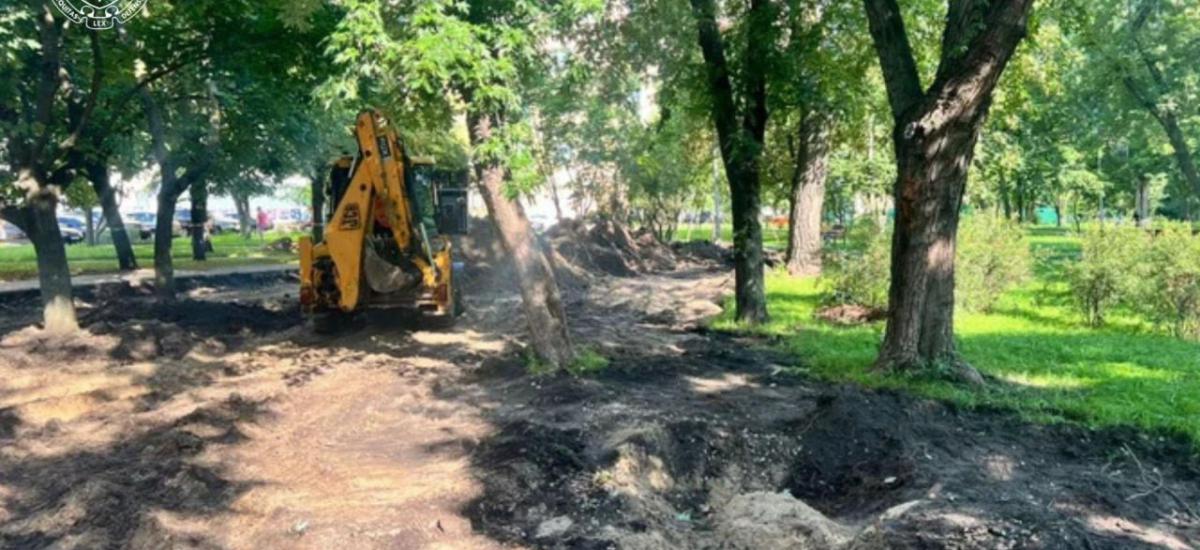 Посадовцю "Київзеленбуду" світить строк за мільйонну розтрату на ремонті скверу