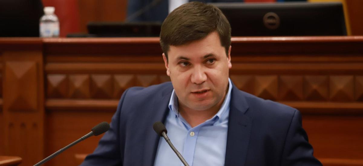 Офіс Комарницького, туалетні схеми та «слуга» з подвійним дном: що приховує Андрій Вітренко