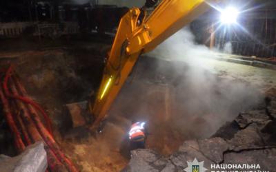 🏗️ Монстр центрального опалення знову вбиває: у Києві 16-річна дівчина заживо зварилася в окропі