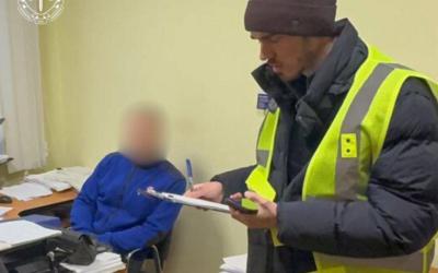 $3000 за комунальну оренду: затримали начальника відділу КП Солом'янського району