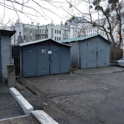 У найвідомішого в Україні шахрая Ігоря Мізраха проходять обшуки