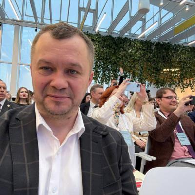 Як Милованов та його учні рятують Київську школу економіки за рахунок держбюджету