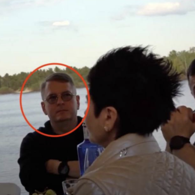 👔 Радник Кличка Комаров має нерухомість у РФ і щороку отримує перекази з боліт